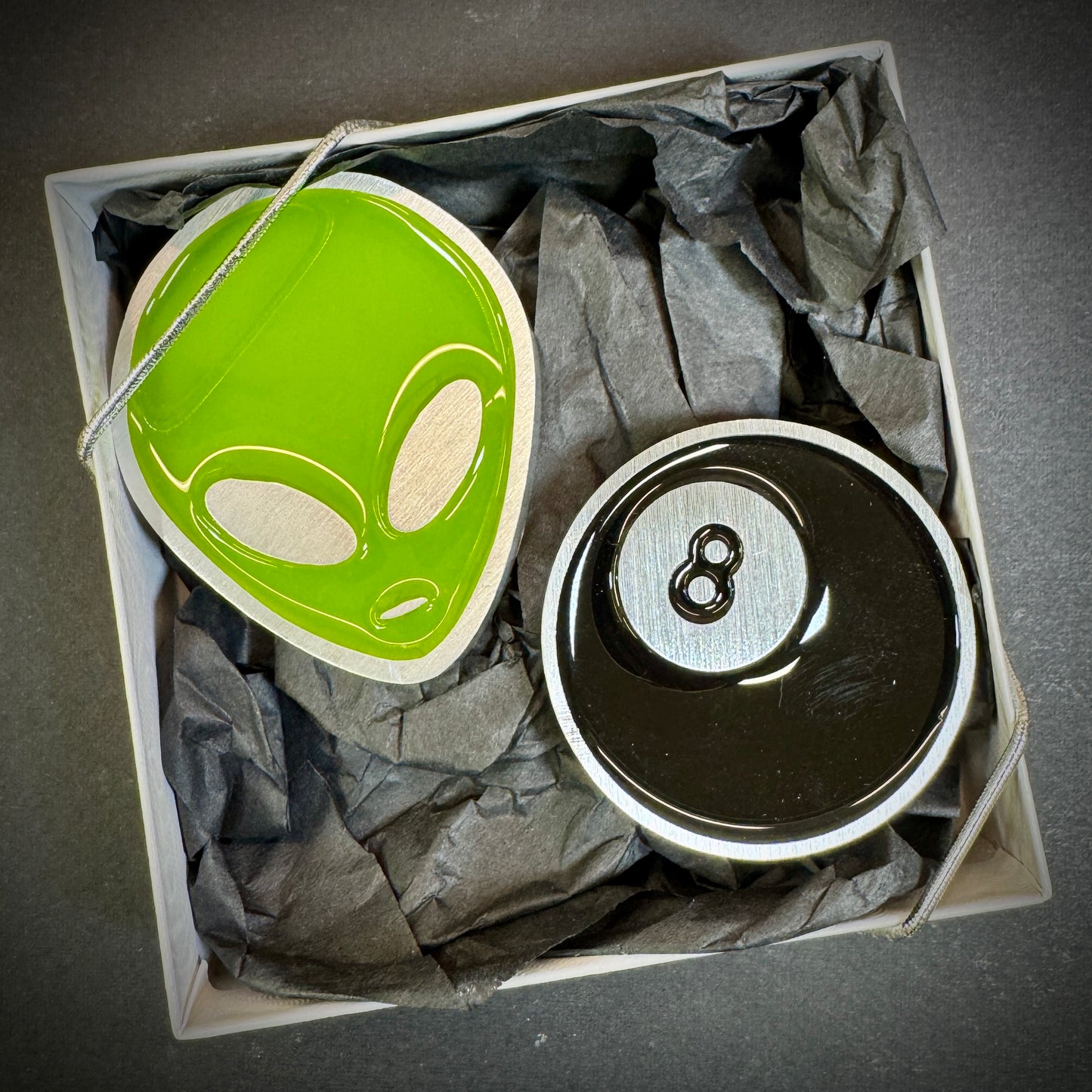 alien - 8 ball