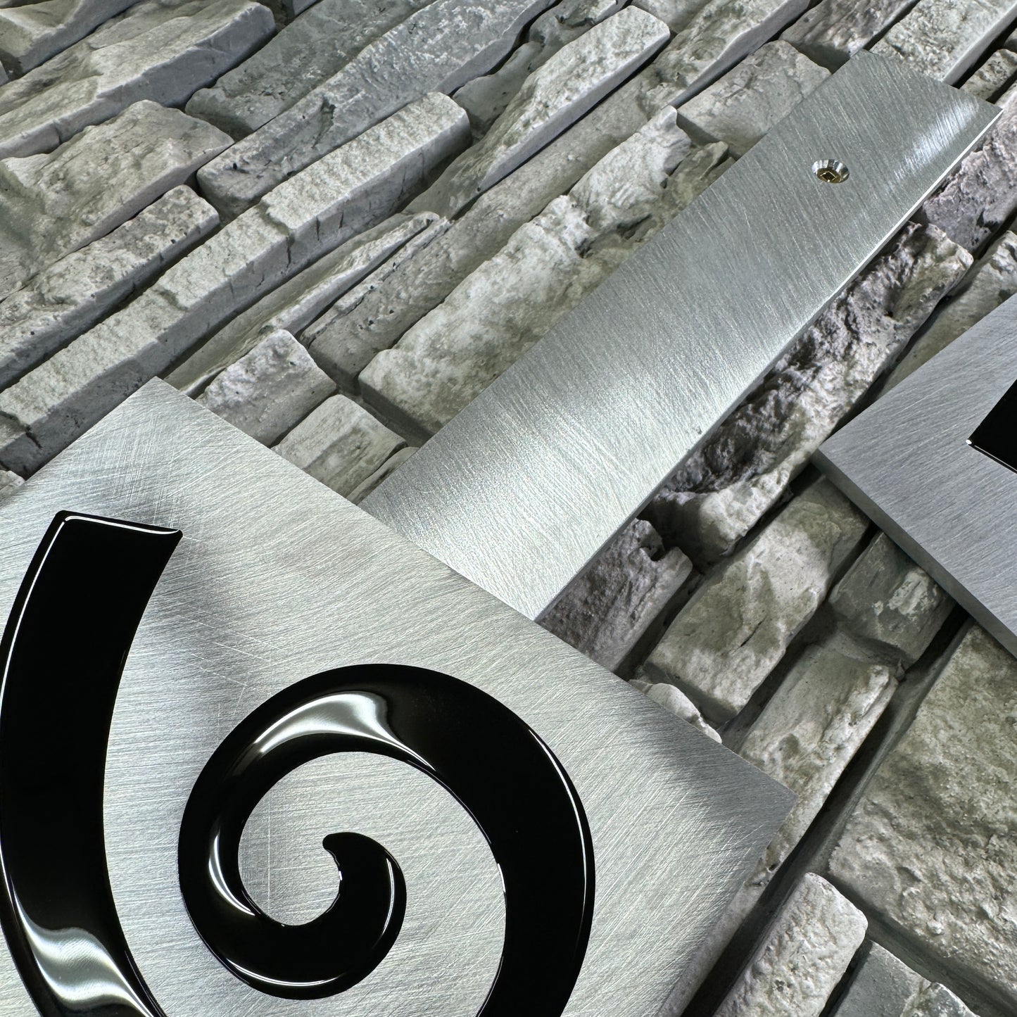 House Number Mounting Bar (Optional)