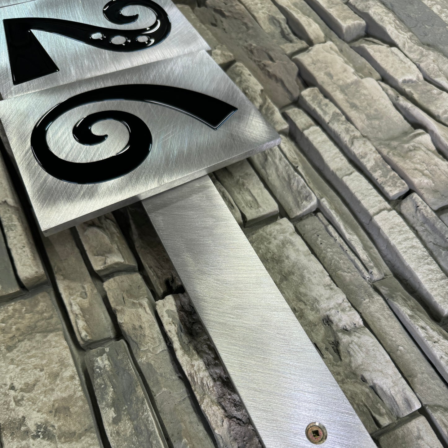 House Number Mounting Bar (Optional)
