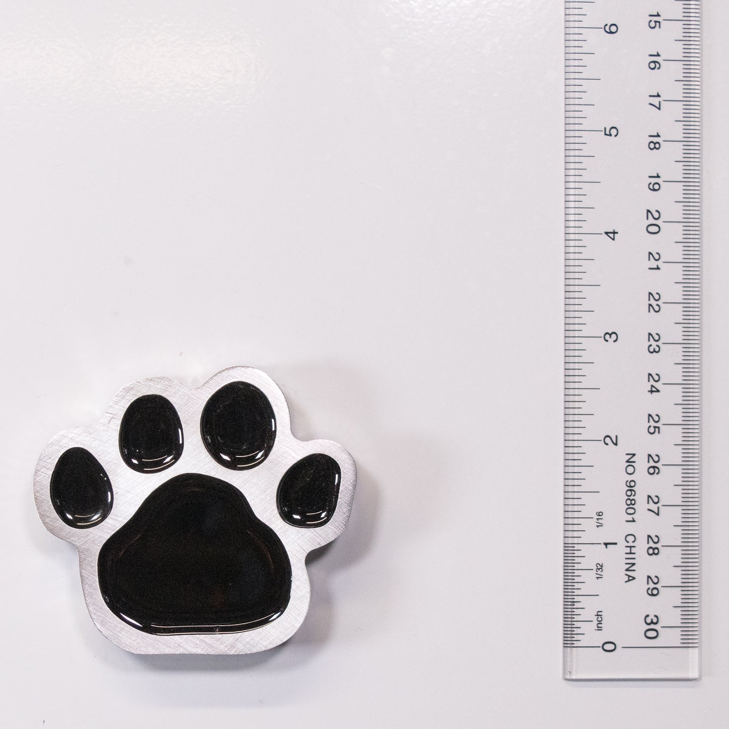 Paw Print Magnet Black