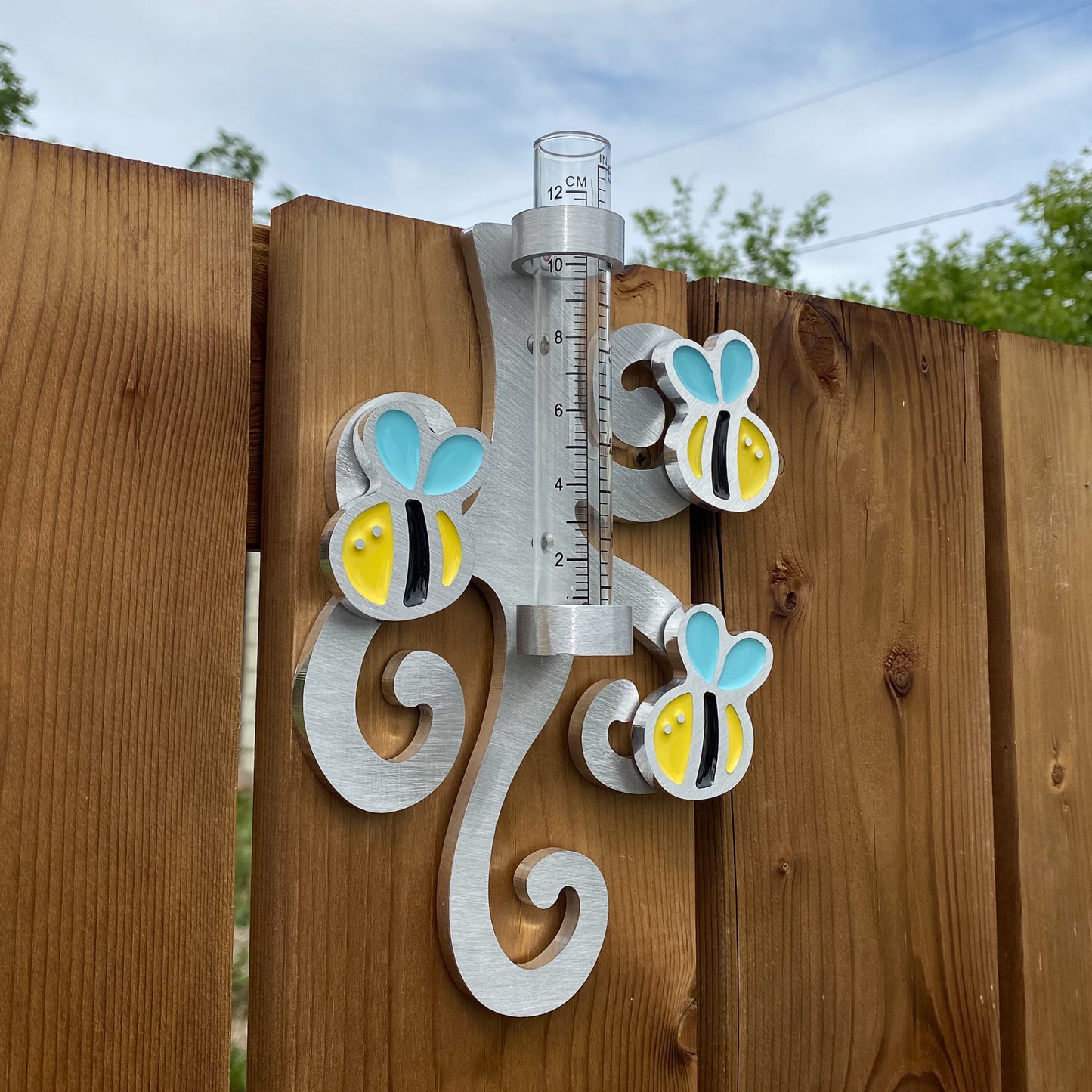Bee Rain Gauge