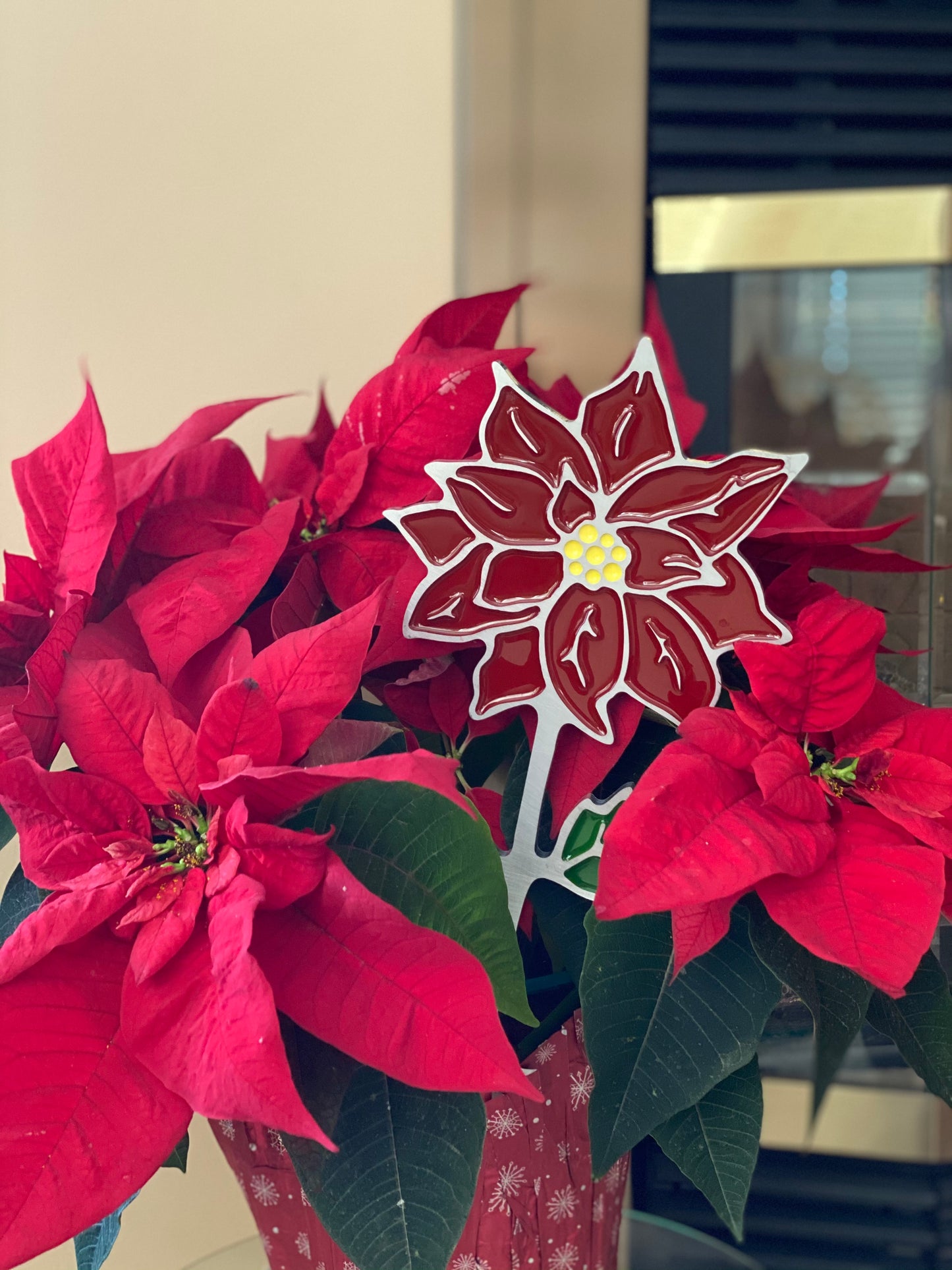 Poinsettia Garden Art