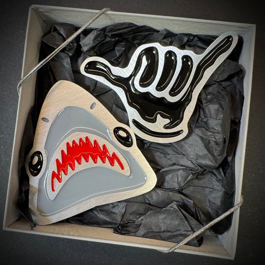 shark - hang loose