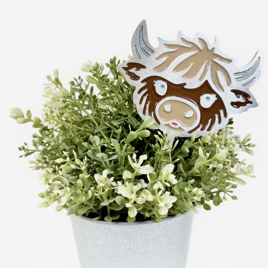 Highland Cow Planter Poke