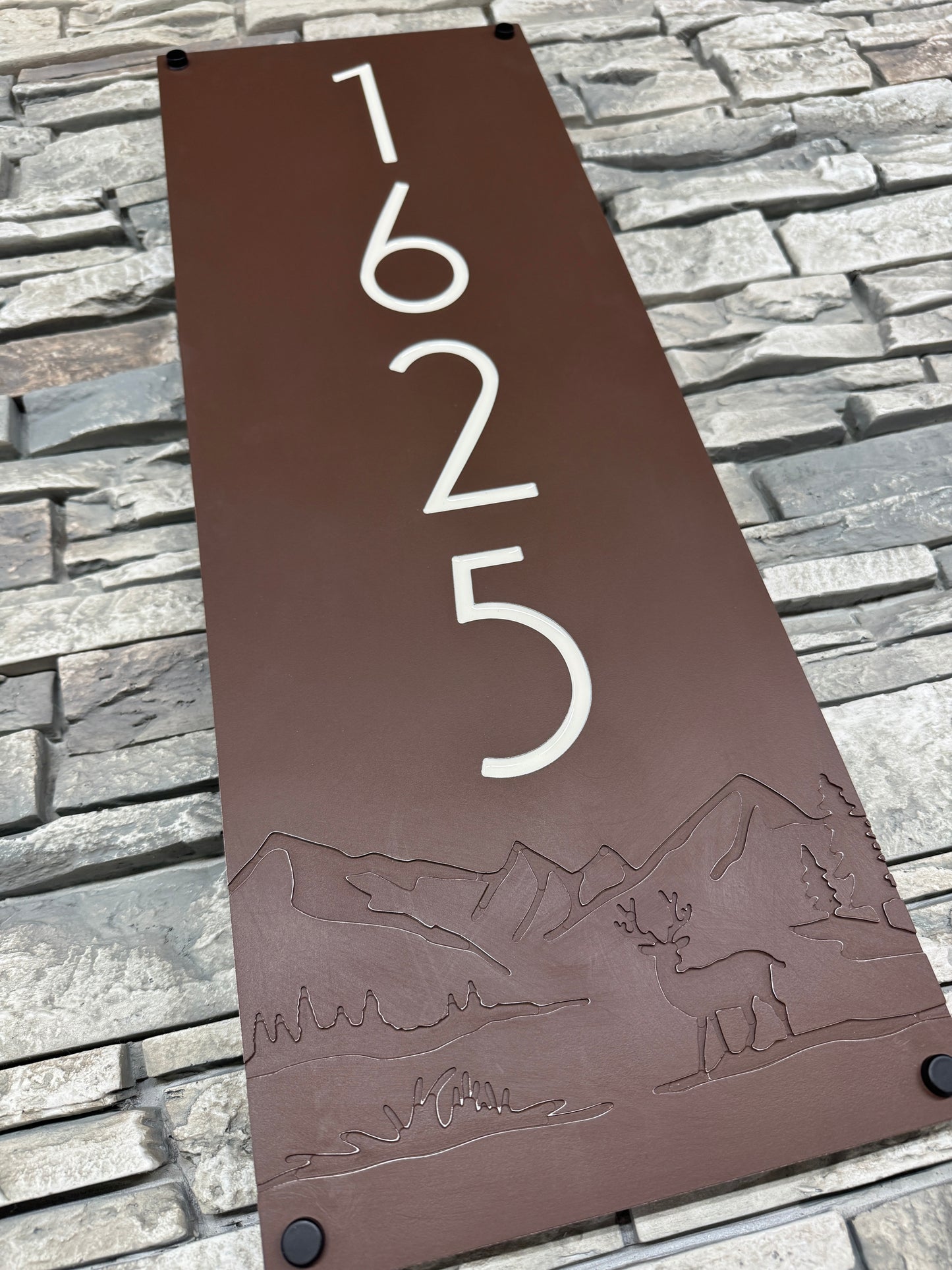 Mountain Address Plate Vertical
